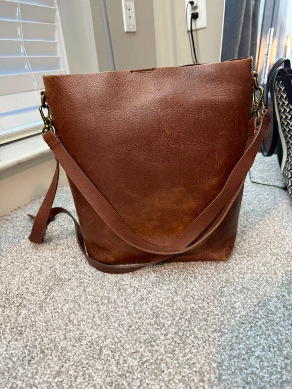 Madewell The Essential Bucket Tote